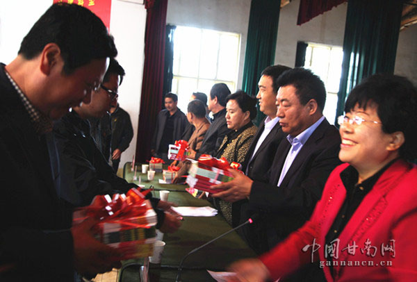 1464316144700267.jpg 12551449_581076.jpg