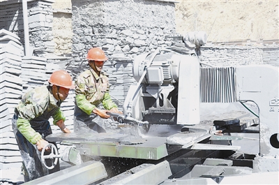 res01_attpic_brief (2).jpg