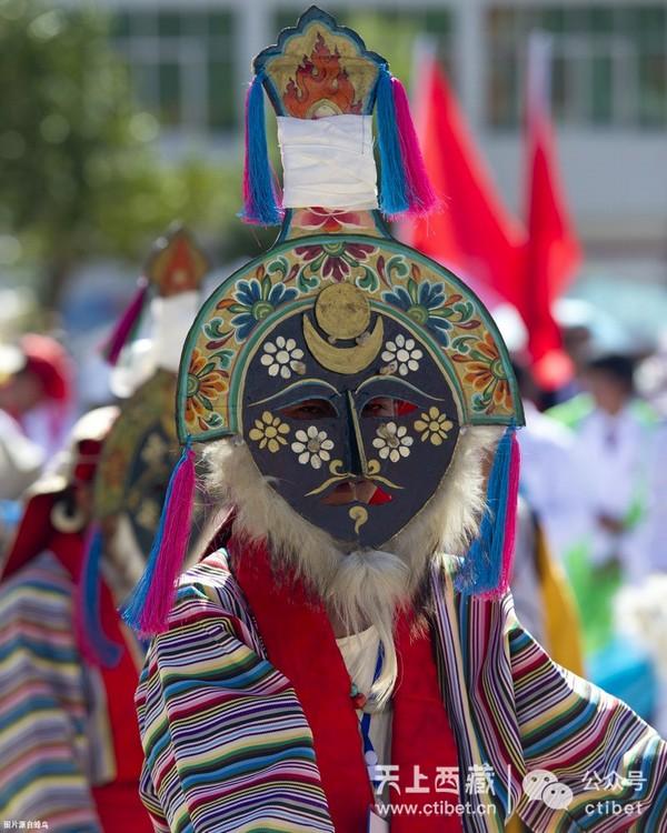 1472778501352096207.jpg 29538.jpg