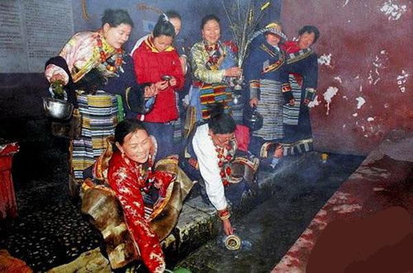 藏族特色新年習俗 藏族新年活動 藏族特色新年習俗 藏族新年活動