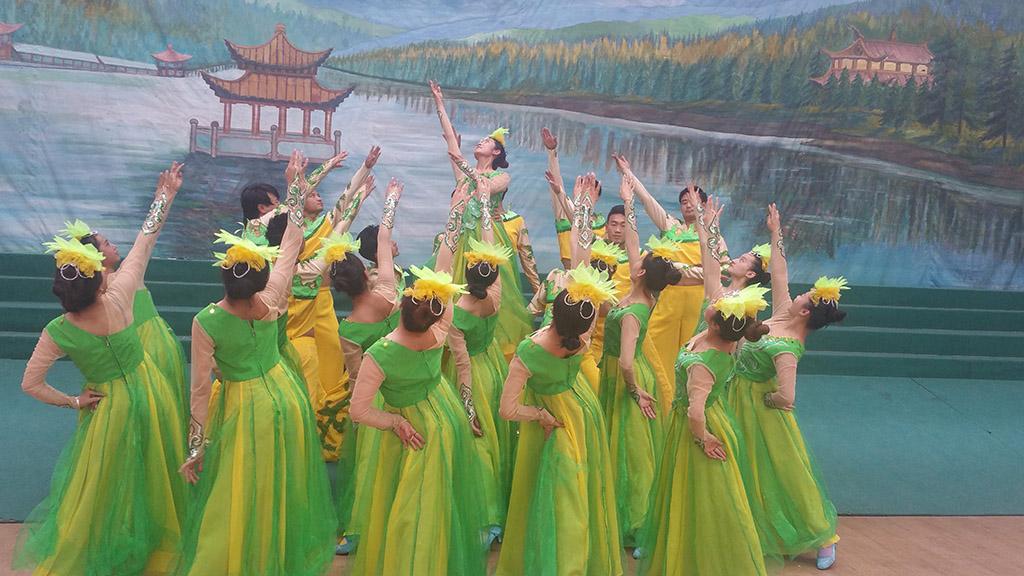 1462432327443828.jpg 臨潭縣冶力關演藝公司.jpg